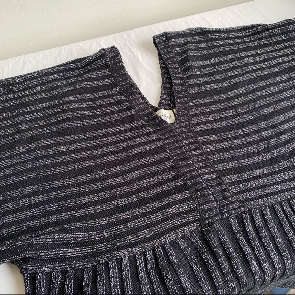 Caren Sport Bat Wing Baby Doll Metallic Ribbed Sweater - Picture 9 of 12